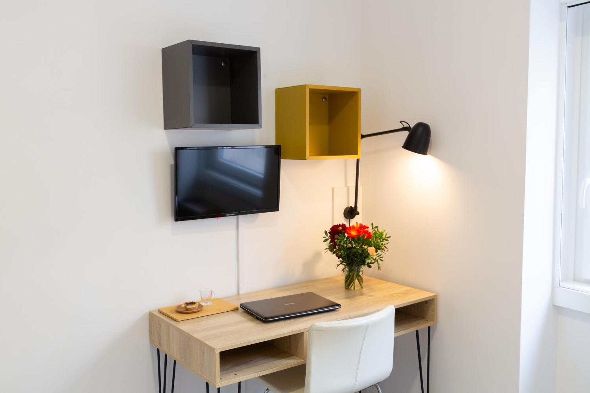 Apartamento 6estudios Campolide